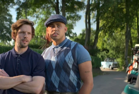 Изображение из сериала Голяк