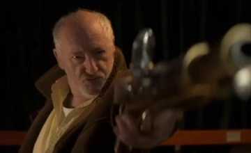 Кадр из 6 серии 1 сезона сериала Голяк